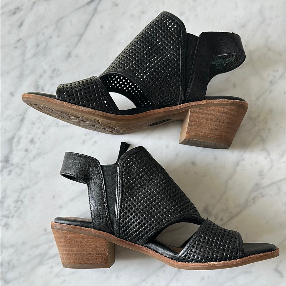 Sofft Black Perforated Leather Heel Sandals - Picture 3 of 7